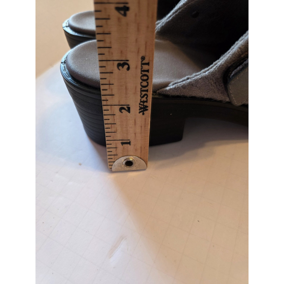 Bzees Shoes 9W Kitty Clogs Gray Wedge Heel Comfort EUC - Picture 11 of 13